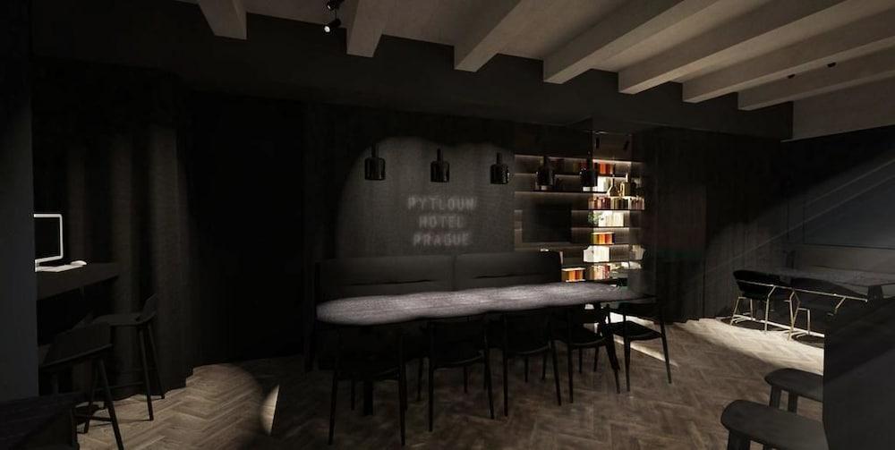 Pytloun Boutique מלון 5*